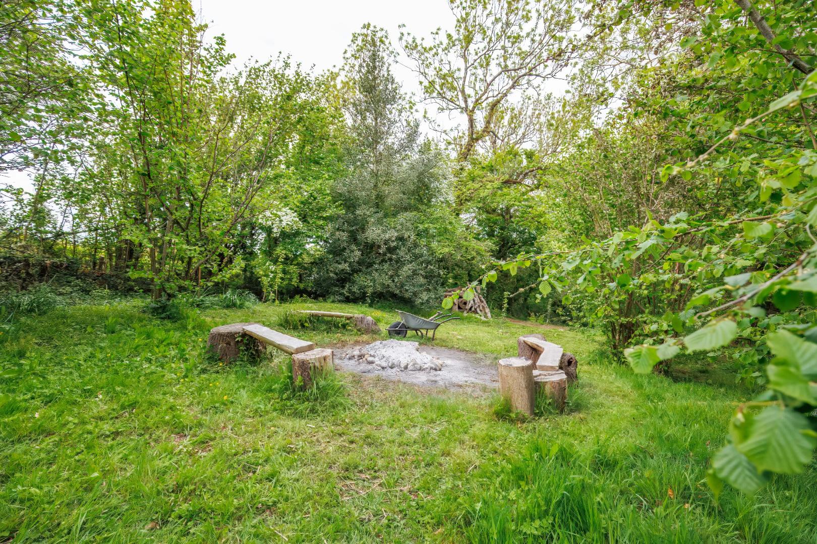 Dyffryn, Nr St Nicholas, Vale of Glamorgan, CF5 6SU